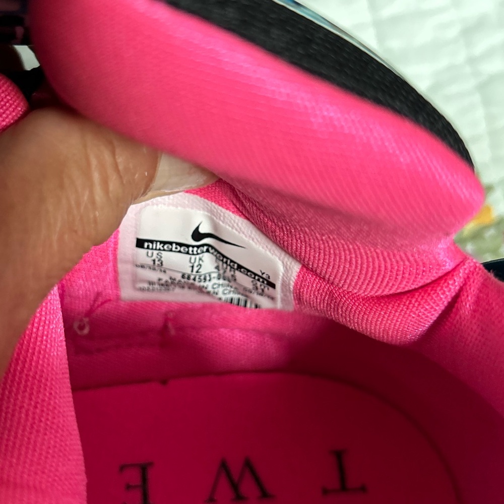 Nike - LEBRON XII - Black/Black-Pink Pow-BL Lagoon. - Picture 3 of 12
